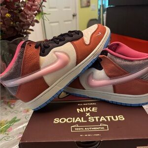 Nike x Social Status Pink and Brown Sneakers sz 6 men 7.5 women’s